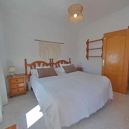 Апартаменти Acogedor En La Carihuela Con Plaza De Garaje Garantizada! Sol Montemar *